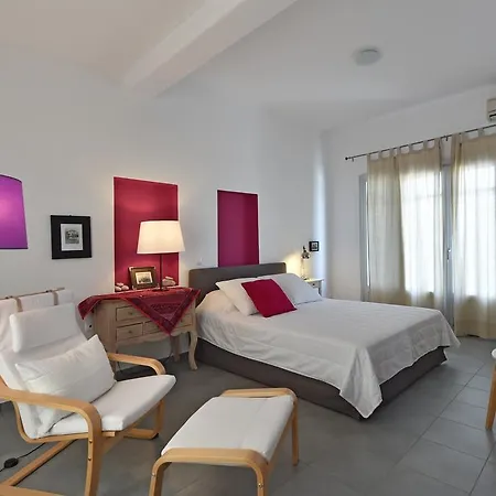 Aspro Villa Piso Livadi