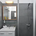 Vila Aspro Piso Livadi
