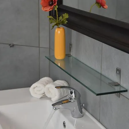 Aspro Villas Piso Livadi