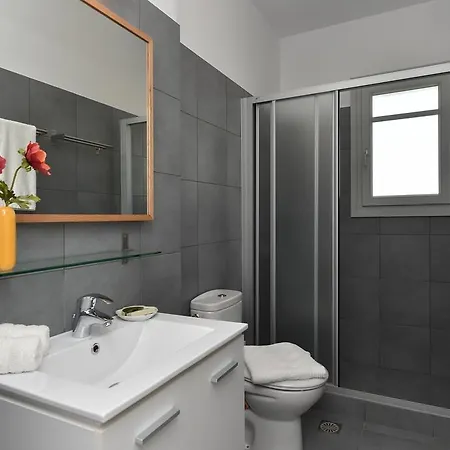 Aspro Villas Piso Livadi