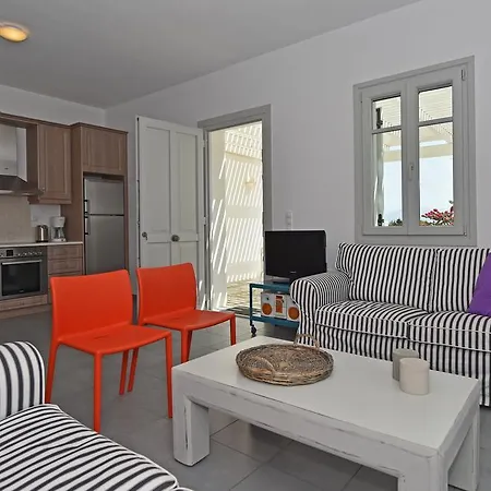 Aspro Villas Piso Livadi